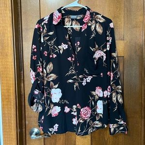 NY&Co Blouse - Black with Floral - Back button-up - Size XL